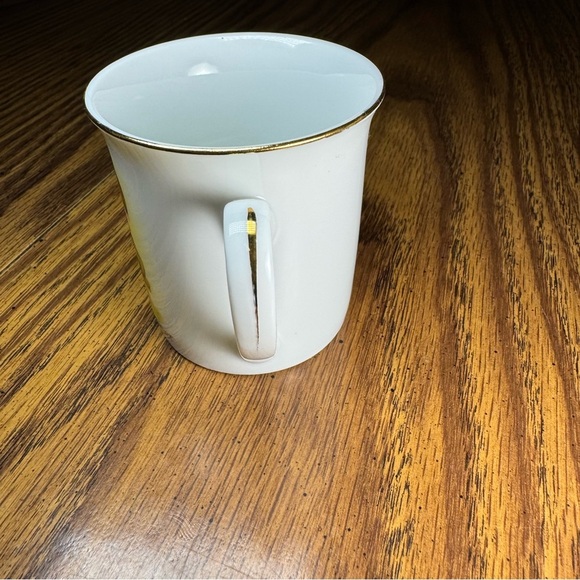 Precious Moments “Love One Another” Small Cup with gold accents - Picture 2 of 4